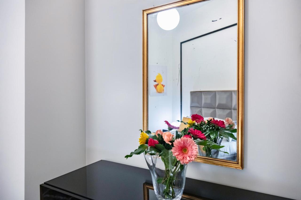 Il Papero A Napoli Apartment Bagian luar foto